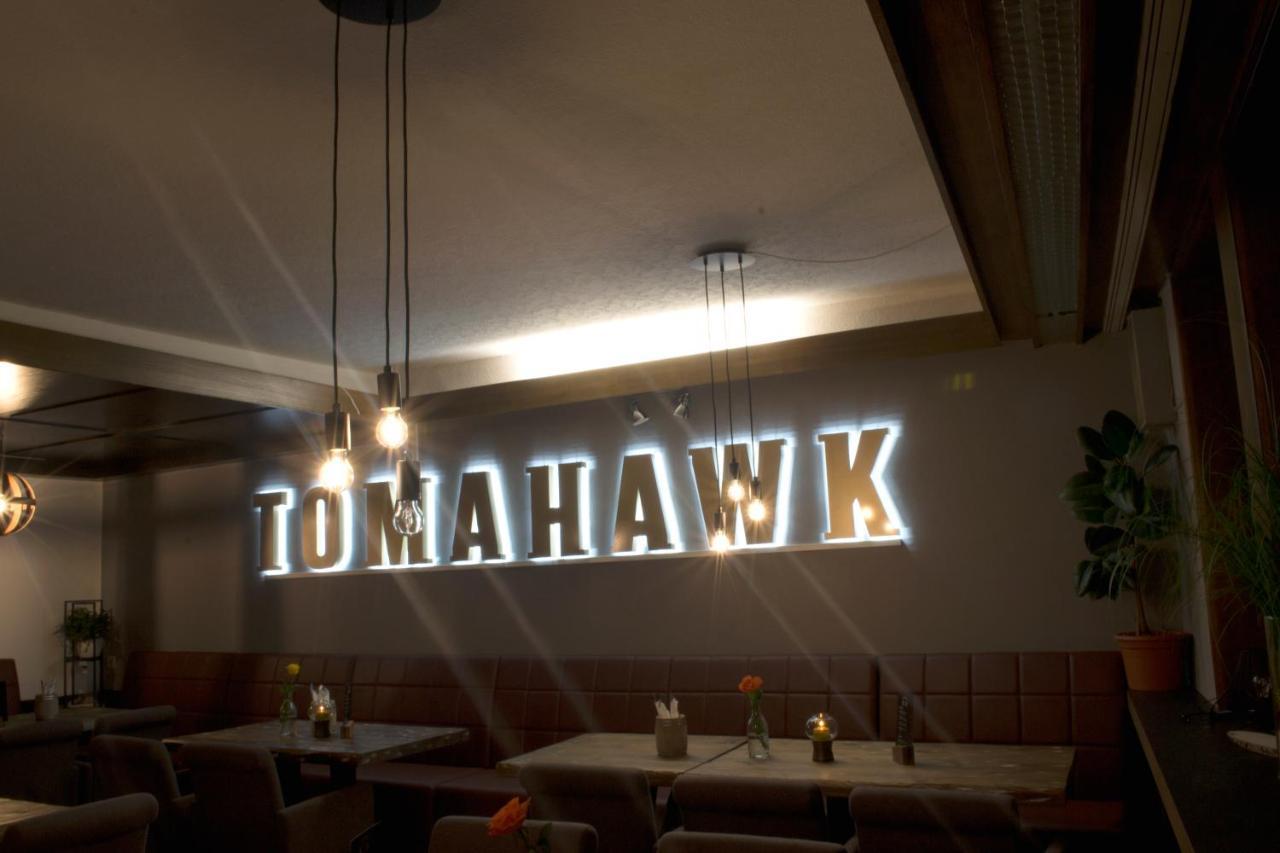 Hotel Restaurant Tomahawk Баїрсбронн Екстер'єр фото